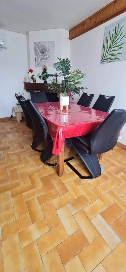 Belle Maison Avec Jardin Rdc T3 De 70M2 Vacances Ou Cure Thermale Rochefort Exterior foto