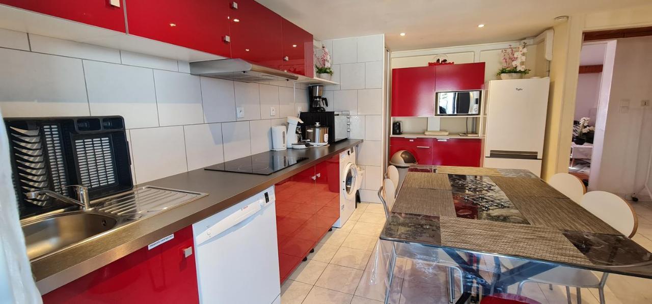 Belle Maison Avec Jardin Rdc T3 De 70M2 Vacances Ou Cure Thermale Rochefort Exterior foto